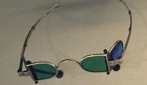 Óculos de Sol de Hyrum Smith e Outros Artefatos