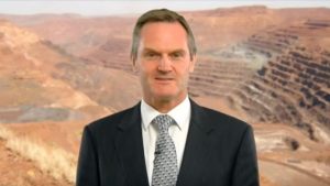 Imprensa Australiana é surpreendida por milionário que deixa tudo para servir ao Senhor