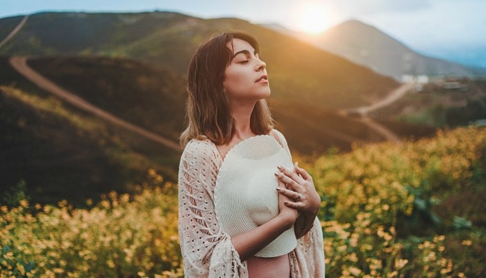 pessoa sentindo o espirito