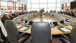 União Europeia convida o Élder Patrick Kearon para reunião máxima com líderes religiosos