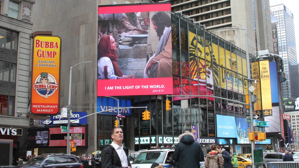 Seja a Luz do Mundo na Times Square