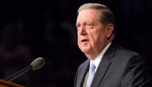 Elder Holland fala sobre COVID-19: “Estamos em ótimas mãos de um Pai amoroso”