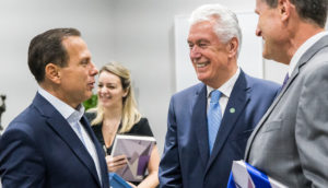 Élder Uchtdorf visita João Dória, governador do Estado de São Paulo