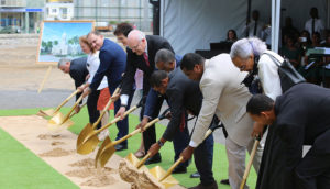3 templos tiveram a cerimonia de abertura de terra no mesmo dia