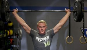 Campeão de CrossFit fala sobre sua fé em Jesus Cristo