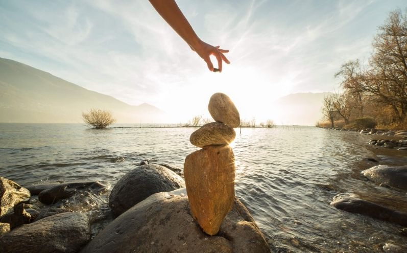 Monte de pedras que fazem alusão ao equilíbrio que buscamos na vida.