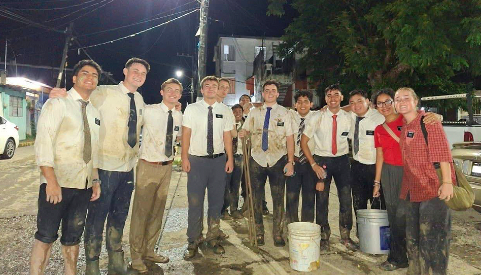 ajuda e serviço dos missionários sud