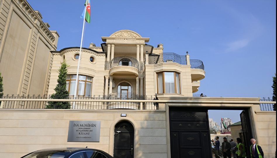 Azerbaidjão ganha edifício da Igreja