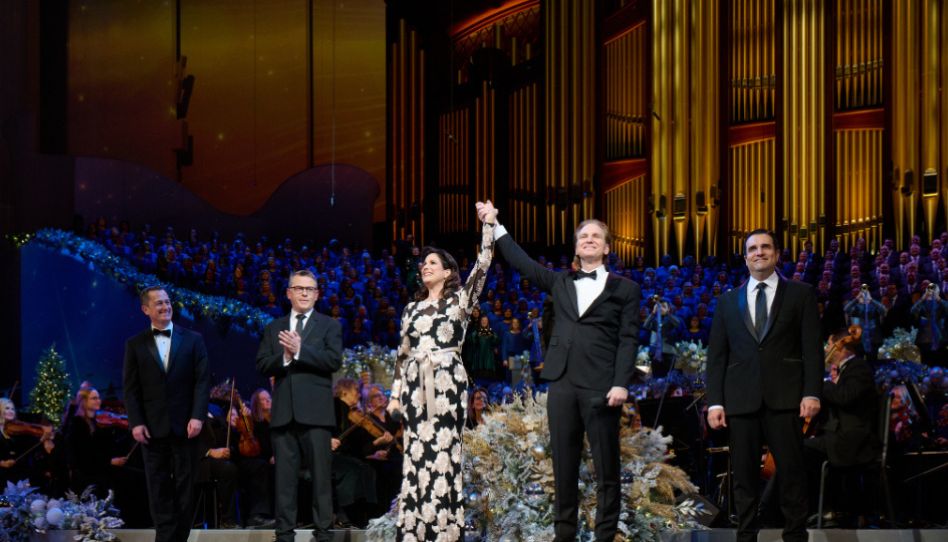 Coro do Tabernáculo reúne milhares para celebrar a temporada de Natal de 2025