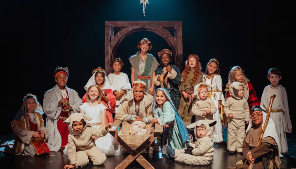 Crianças contam a primeira história de Natal no vídeo Seja a Luz do Mundo 2025