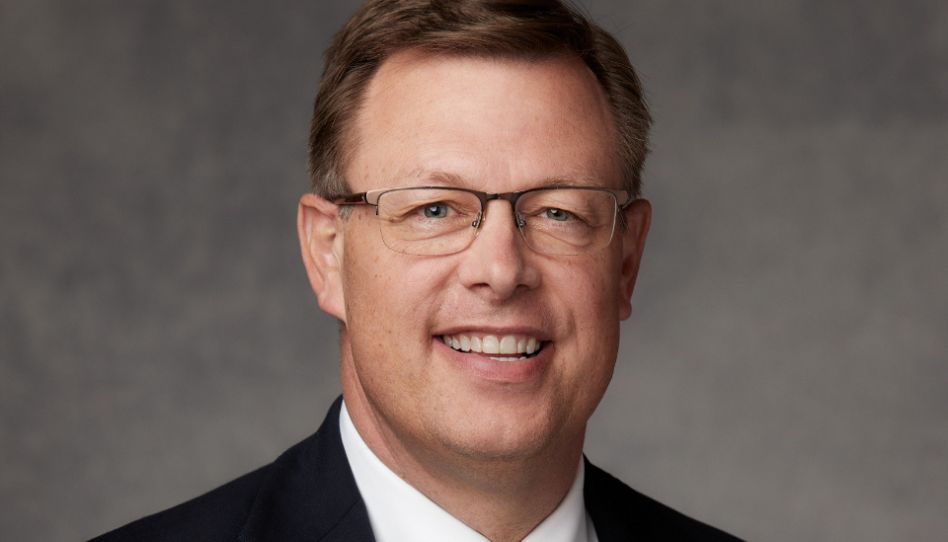 Élder Clark G. Gilbert é chamado para o Quórum dos Doze Apóstolos