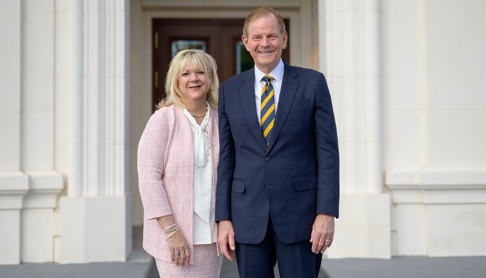 Devocional Mundial para Jovens Adultos com o Élder e a irmã Stevenson
