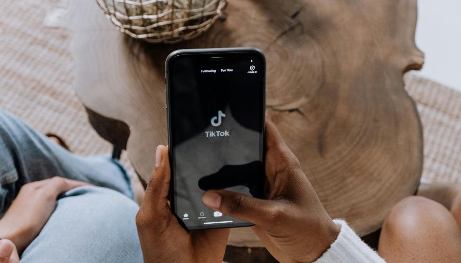 Conferência Geral Abril 2026: assista AO VIVO pelo TikTok