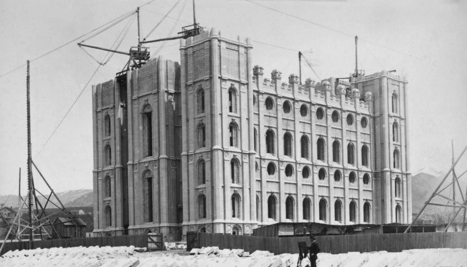 CNN mostra bastidores da reforma do Templo de Salt Lake antes da reabertura ao público
