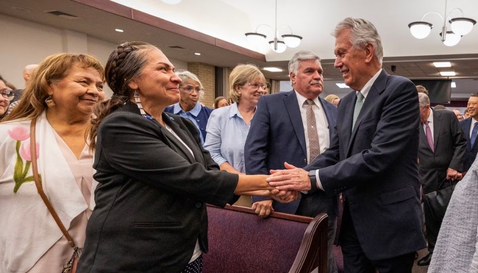 Fé e bênçãos em meio às provações, segundo o Élder Uchtdorf